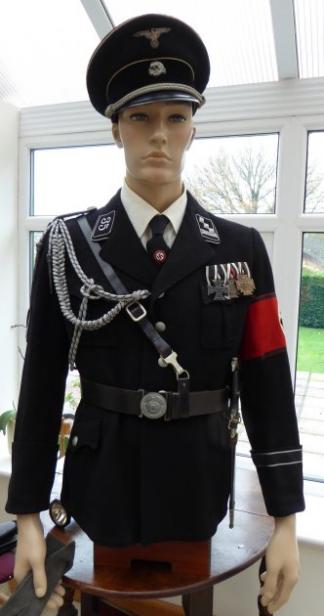 ALLGEMEINE SS OFFICERS TUNIC.