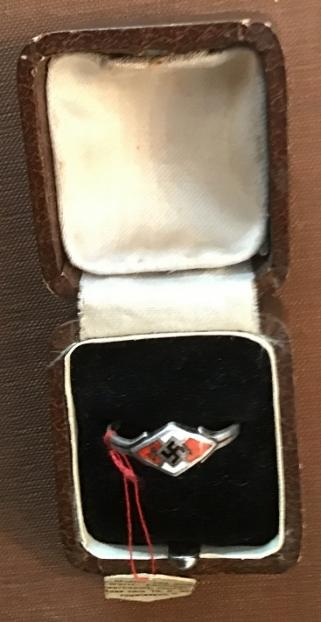 BOXED HJ SILVER RING. EX BAKER COLL.