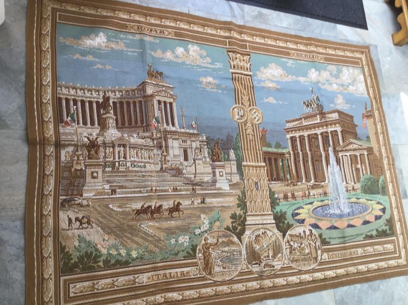 LARGE COLOURFUL WALL TAPESTRY.