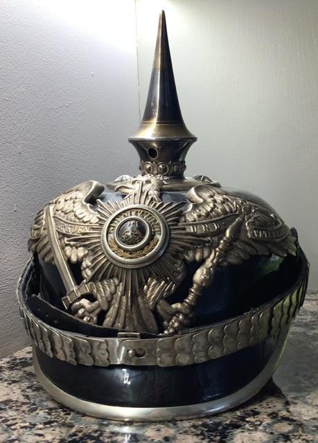 SUPERB PRUSSIAN GARDS OFFICERS PICKLEHAUBE.