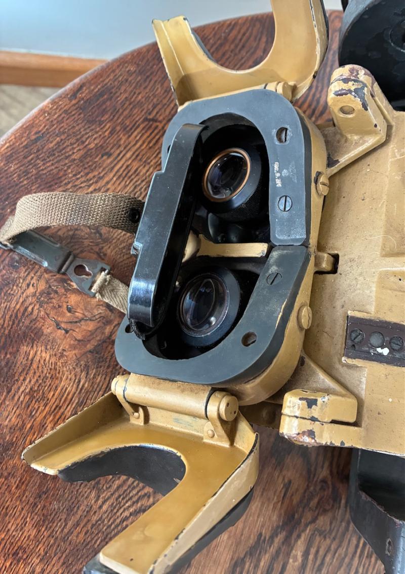 HEAVY ZEIS 12x40 RANGE FINDER WITH MOUNT.