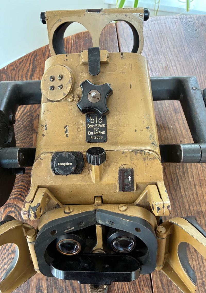 HEAVY ZEIS 12x40 RANGE FINDER WITH MOUNT.