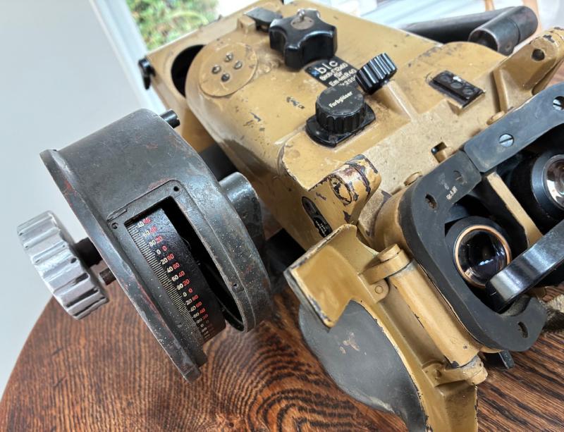 HEAVY ZEIS 12x40 RANGE FINDER WITH MOUNT.