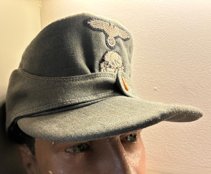 SS OFFICER M43 FIELDCAP.
